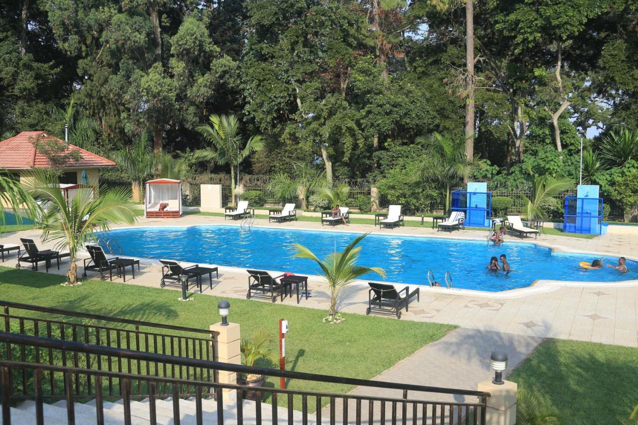 Best Western Premier Garden Hotel Entebbe Bagian luar foto