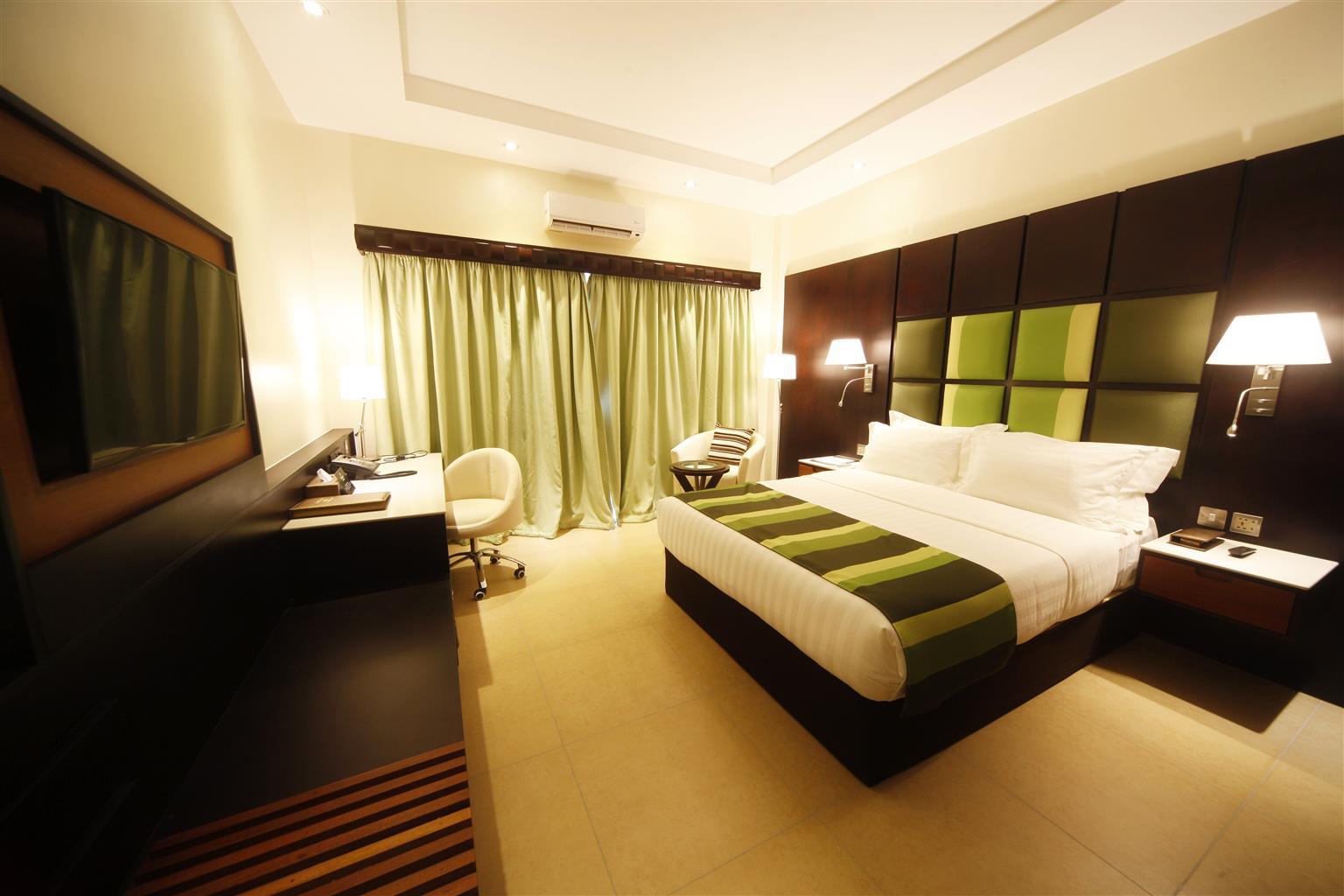 Best Western Premier Garden Hotel Entebbe Bagian luar foto