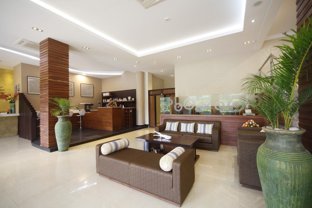 Best Western Premier Garden Hotel Entebbe Bagian luar foto